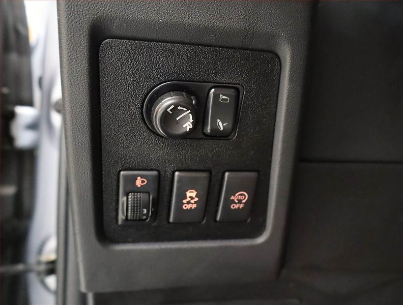Nissan Qashqai (2013) 1.6 dCi, 4X4, Eko.zaplacen - fotka 13 z 18