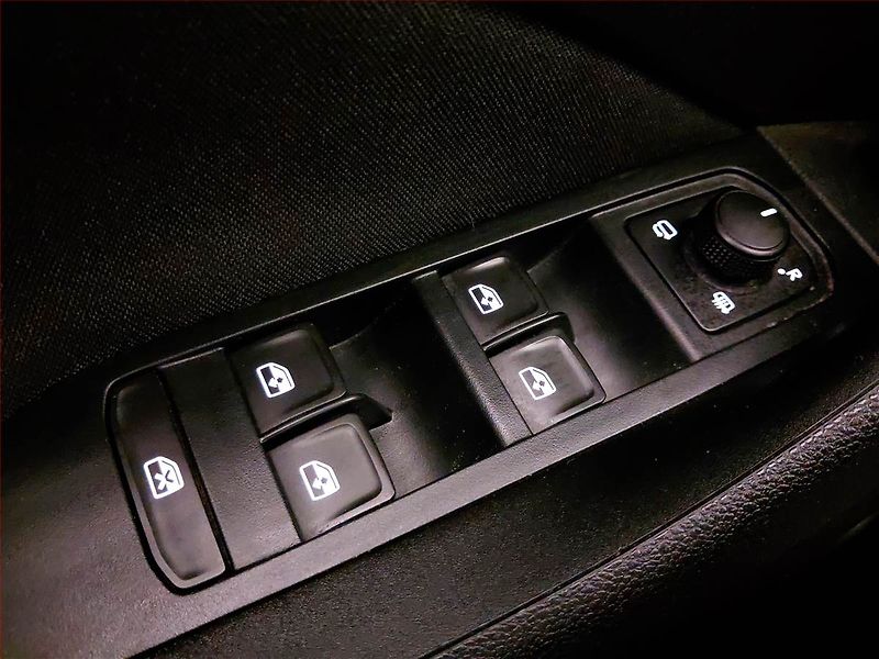 Škoda Kamiq (2021) 1.0 TSI, Tempomat - fotka 17 z 17