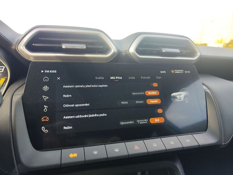 MG ZS (2025) 1.5i/85kW Elegance NOVÝ VŮZ - fotka 19 z 32