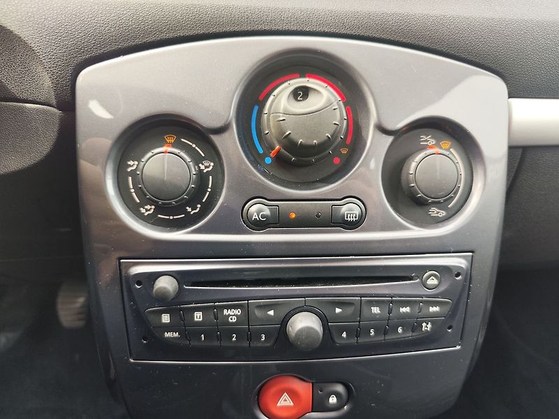 Renault Clio 1.5 DCi/55kW ČR - fotka 15 z 22