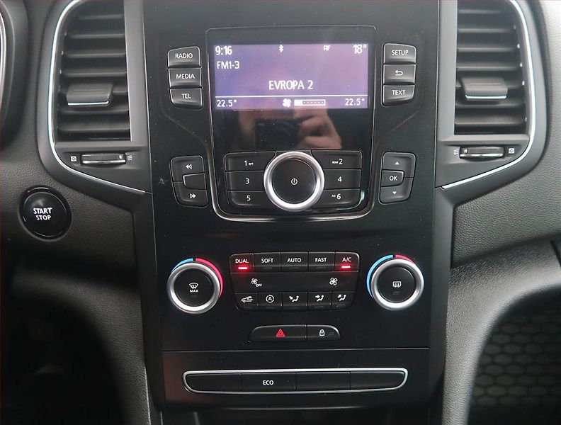 Renault Mégane (2017) 1.6 SCe, Serv.kniha, Tempomat - fotka 12 z 15