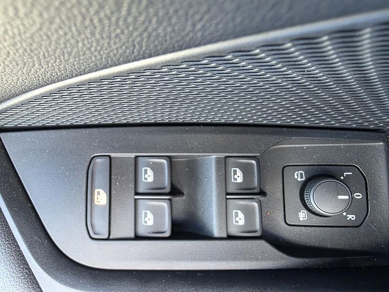 Škoda Octavia 1,5 TSi 85 kW Selection - fotka 13 z 21