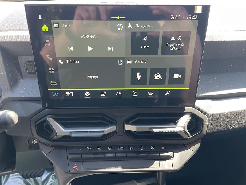 Dacia Duster (2026) Journey hybrid-G 150 4x4 NOVÝ  - fotka 12 z 16