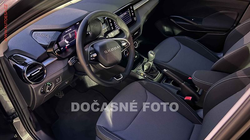 Škoda Fabia (2025) 1.0, 1.maj,ČR, LED, AC - fotka 3 z 3