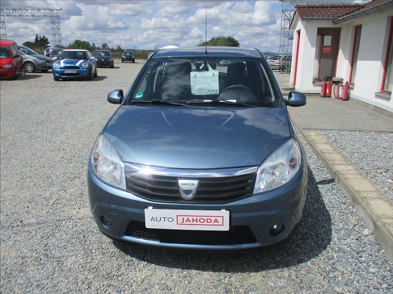 Dacia Sandero 1,4 i, klimatizace, serviska, - fotka 2 z 29