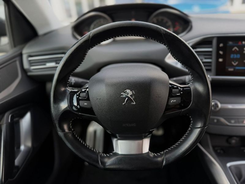 Peugeot 3008 - fotka 20 z 24