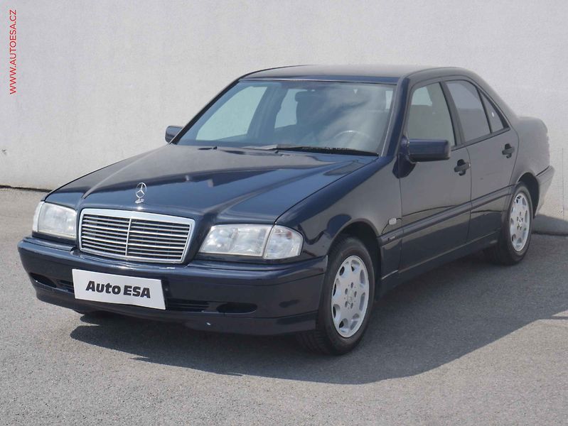 Mercedes-Benz Třídy C (1998) 2.0i, ČR, TZ - fotka 3 z 13