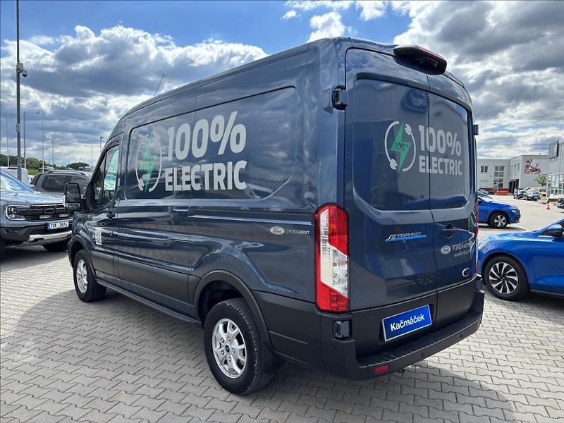 Ford Transit 0,0 Trend 68kWh 198kW269k L2 - fotka 3 z 40