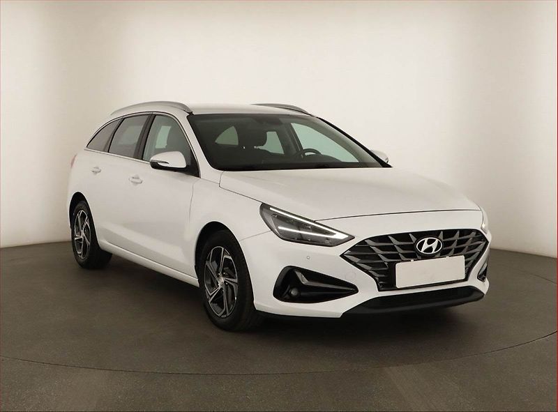 Hyundai i30 (2023) Comfort 1.0 T-GDI, Automat, ČR - fotografie inzerátu