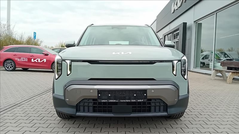 Kia EV2 5P 4x2 EARTH 108 KW - fotka 2 z 12