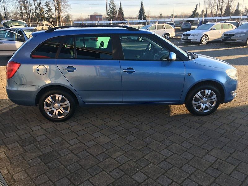 Škoda Fabia (2013) II Kombi 1.2 TSi 77 kW - fotka 3 z 29