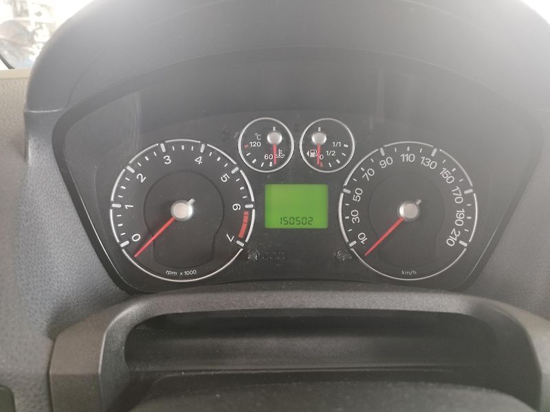Ford Fiesta (2007) 1,4I,59KW,5.DV.KLIMA,SER.KN - fotka 19 z 22