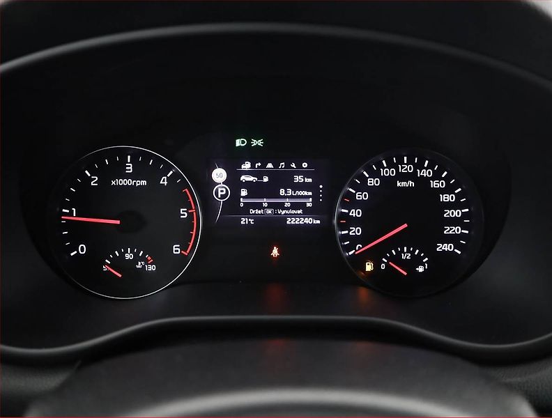 Kia Sportage (2016) 2.0 CRDi, 4X4, Automat - fotka 9 z 16