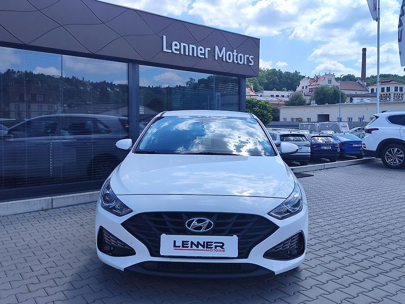 Hyundai i30 1.5i/81kW Start Plus - fotka 2 z 26