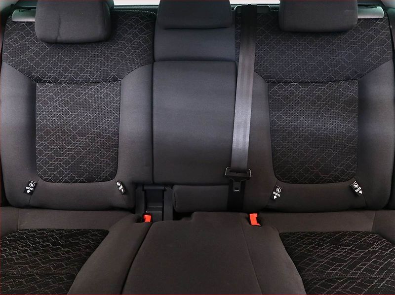 Peugeot 3008 (2016) 1.2 PureTech, Tempomat - fotka 10 z 15
