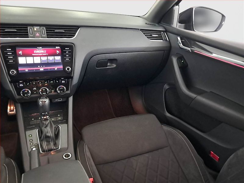Škoda Octavia (2018) RS 2.0 TDI, 4X4, Automat - fotka 8 z 21