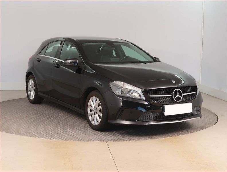 Mercedes-Benz Třídy A (2016) A 180, Serv.kniha, Kůže - fotografie inzerátu