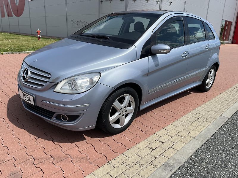 Mercedes-Benz Třídy B 200 Turbo Automat - fotka 1 z 26