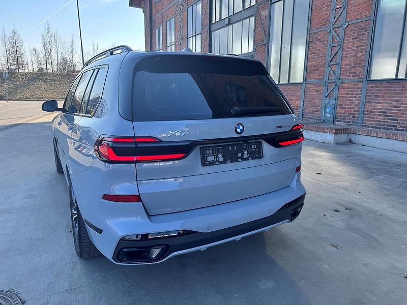 BMW X7 (2025) xDrive40d M SPORT PRO + Záruka - fotka 7 z 34