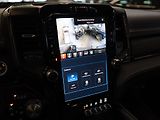 Dodge RAM (2024) 5.7 Limited Night Edition - náhled 31