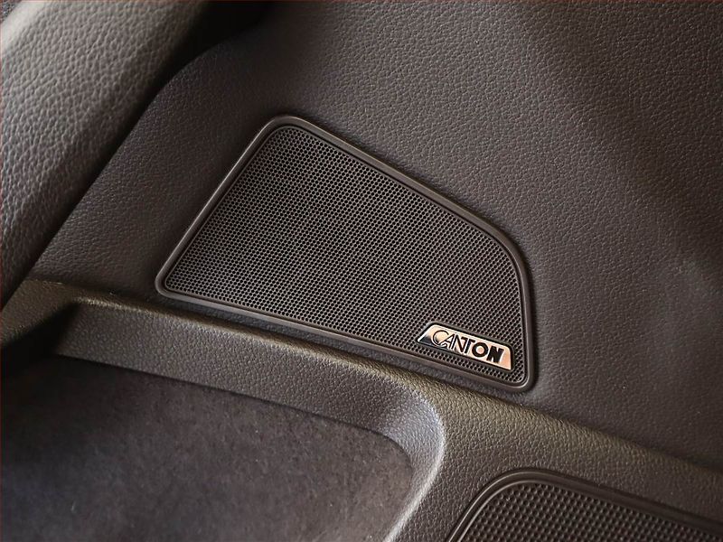 Škoda Superb (2016) Laurin&Klement 2.0 TDI, Kůže - fotka 19 z 21