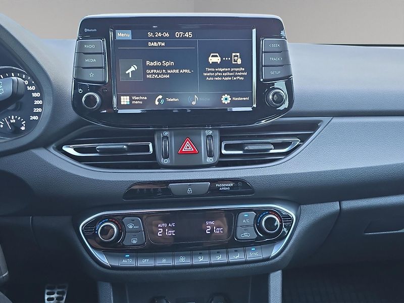 Hyundai i30 (2021) N-line 1.5 T-GDi MHEV 117kw, 1 - fotka 21 z 26