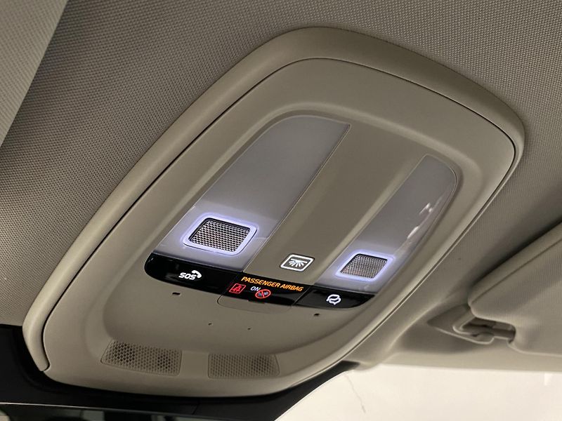 Volvo XC90 (2026) T8 AWD RECHARGE BRIGHT PLUS 7m - fotka 39 z 72