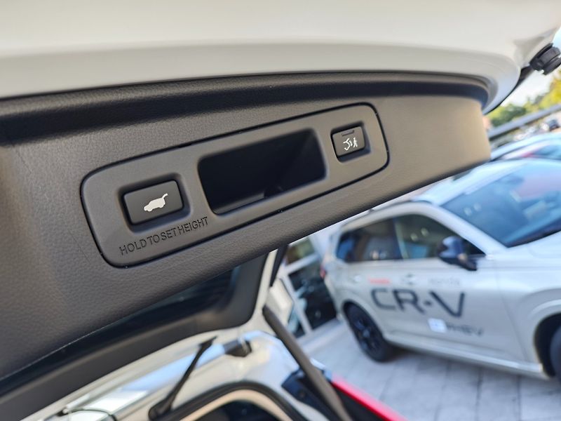 Honda CR-V (2025) 2.0 e:HEV ADVANCE 4WD SKLADEM - fotka 36 z 43