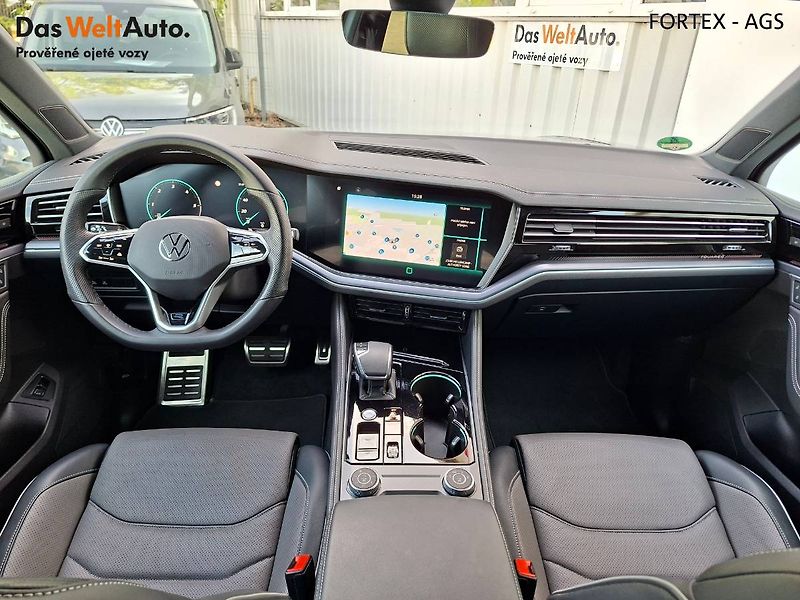 Volkswagen Touareg (2024) R-LINE, FACELIFT,3.0 TDI,210kW - fotka 9 z 29