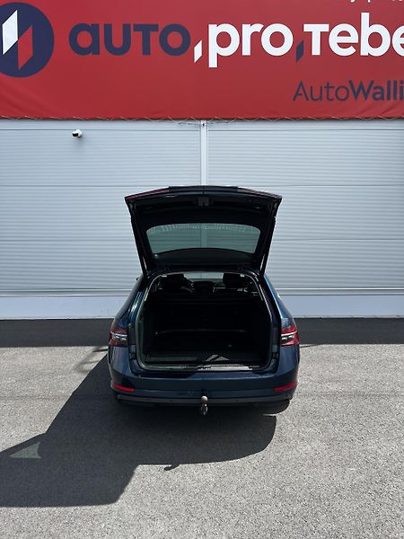 Škoda Superb 2.0TDI DSG Virtual, Kůže, TZ - fotka 28 z 28