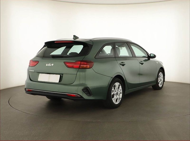 Kia Ceed (2023) Spin 1.0 T-GDI, SPIN, DPH - fotka 5 z 14