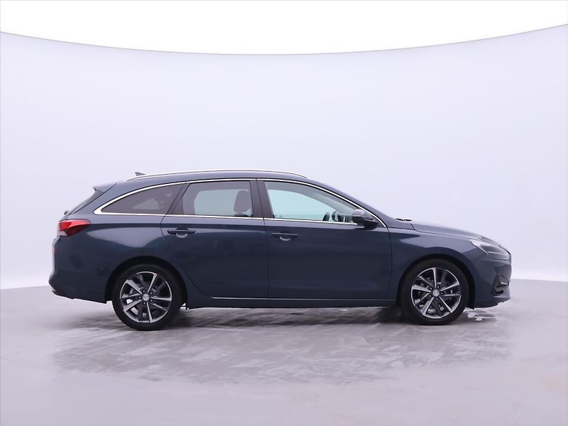 Hyundai i30 1,0 T-GDI 88kW DCT Smart CZ - fotka 8 z 32