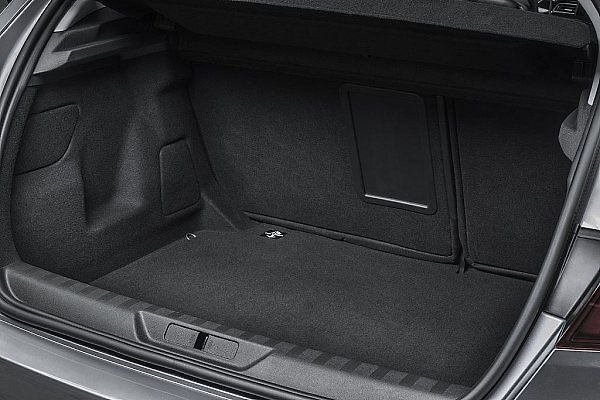 Peugeot 308.