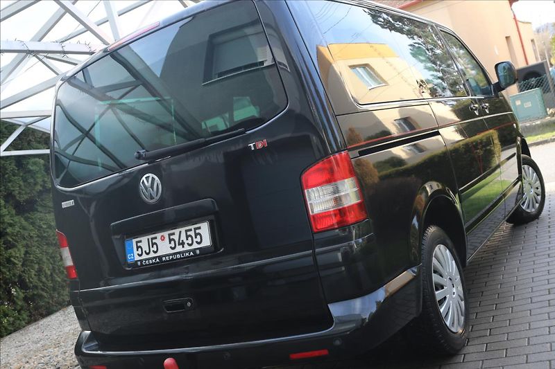 Volkswagen Multivan 2,5 TDi, Tažné , Klima - fotka 10 z 40