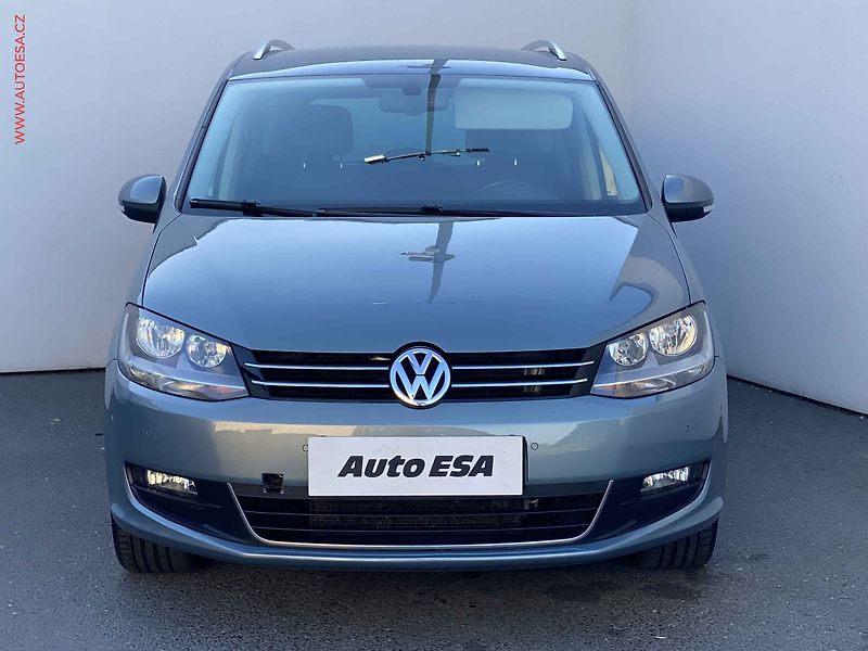 Volkswagen Sharan (2014) 2.0 TDi, Life, DSG, TZ - fotka 2 z 19
