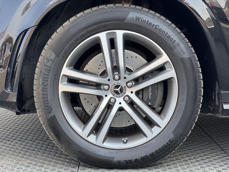 Mercedes-Benz GLE (2019) 400d 4M, AMG Line, 360°, DPH - fotka 44 z 47