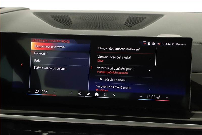 BMW X7 (2023) xDrive40d, Head Up, Vzduch - fotka 30 z 31