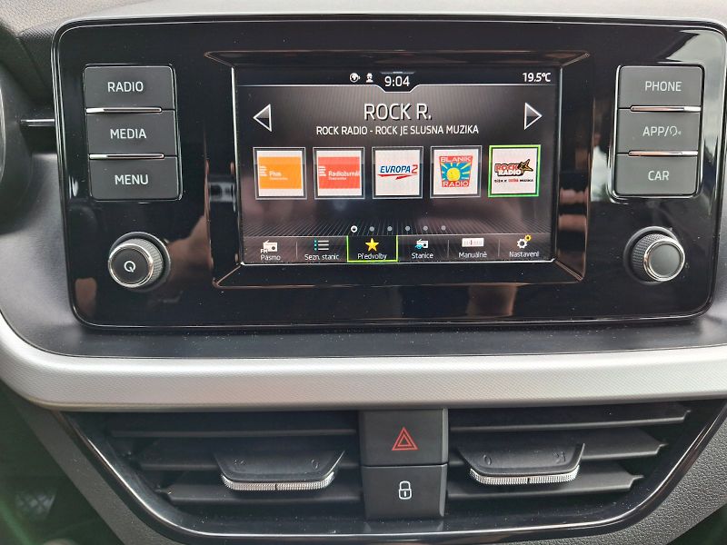 Škoda Scala (2019) Ambition 1,0TSi 85kW - fotka 25 z 29