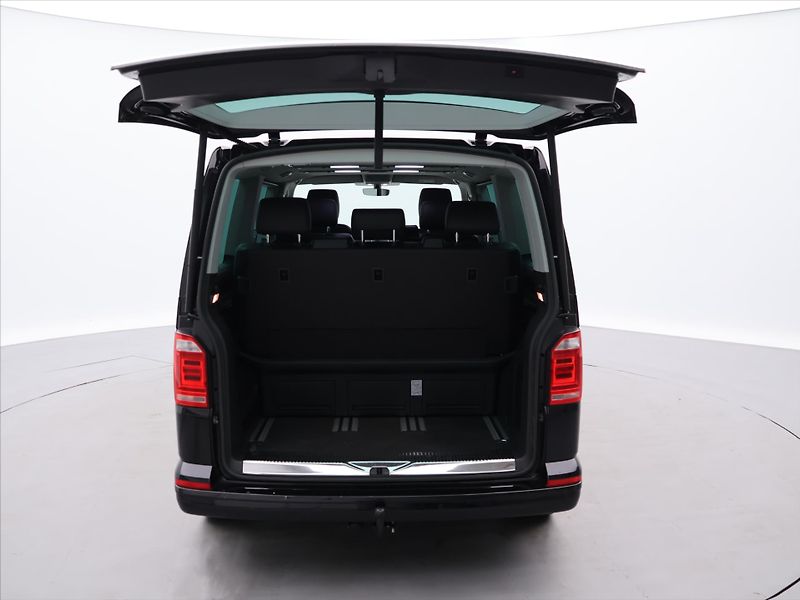 Volkswagen Multivan 2,0 TDI 146kW Highline DSG CZ - fotka 9 z 36