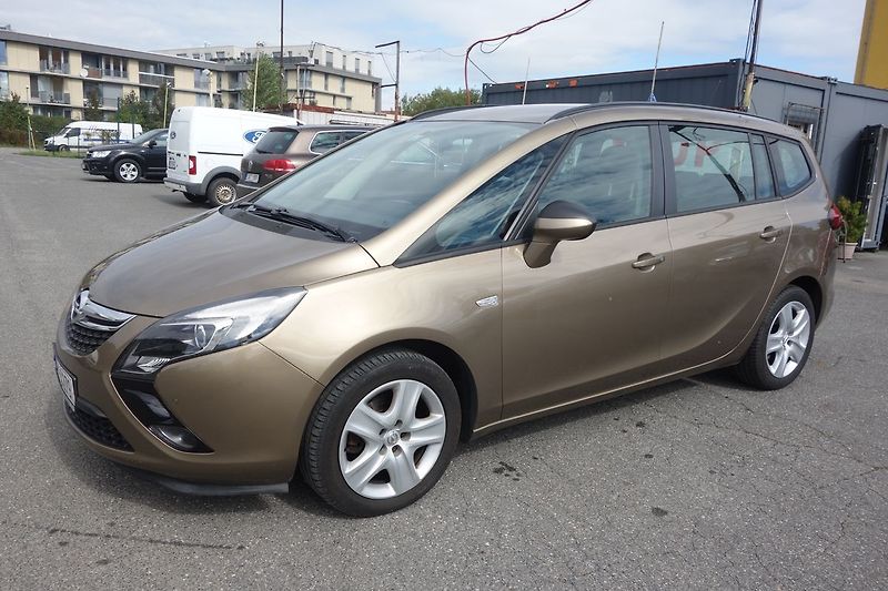 Opel Zafira 2,0DCi 96kW ČR ! 7 MÍST ! - fotka 1 z 38