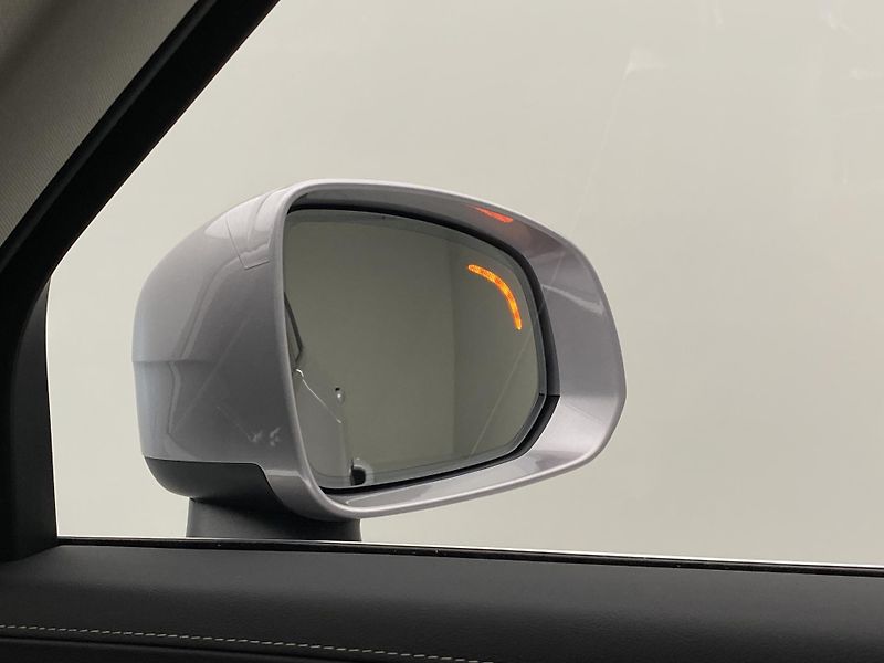 Volvo XC90 (2025) T8 AWD RECHARGE BRIGHT PLUS 7m - fotka 36 z 75