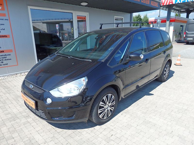 Ford S-MAX 2,0TDCi 103kW DIGI KLIMA,ZÁVĚS - fotka 2 z 16
