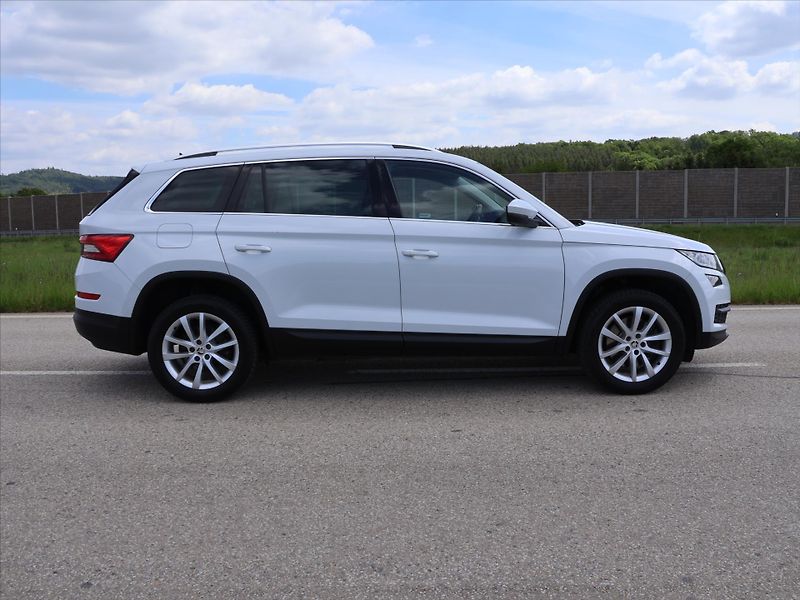 Škoda Kodiaq 2,0 TDI DSG 4x4 Style Plus DPH - fotka 8 z 35