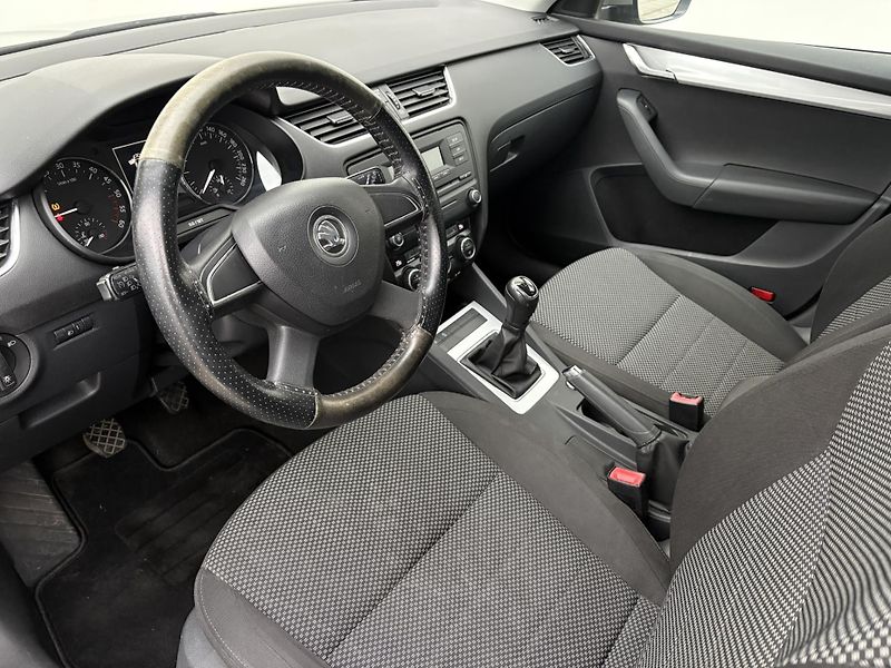 Škoda Octavia 1.6 TDI / 77 kW Ambition - fotka 10 z 20