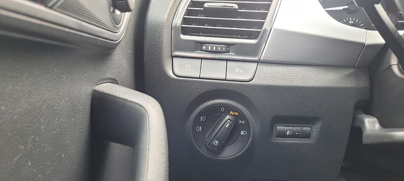 Škoda Fabia (2017) 3 1,2TSi 66kW benzín Drive - fotka 25 z 41
