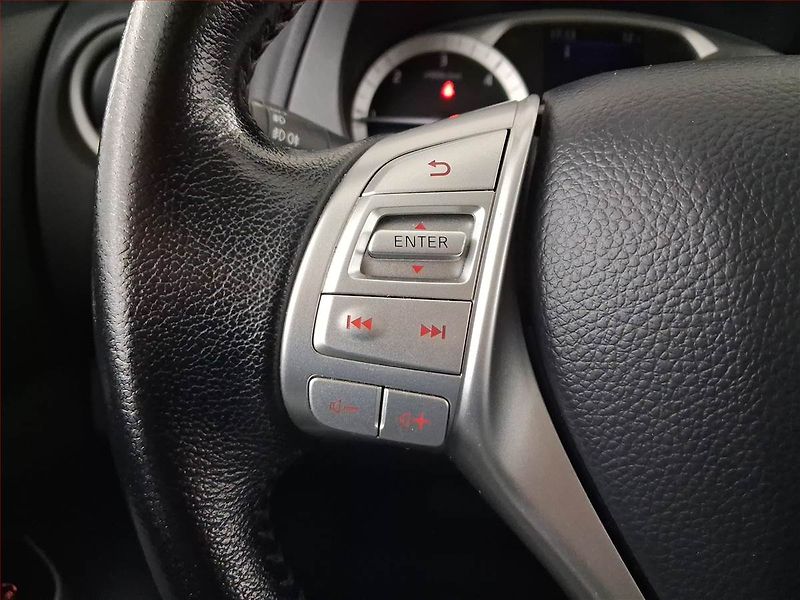 Nissan Navara (2020) 2.3 dCi - fotka 16 z 21