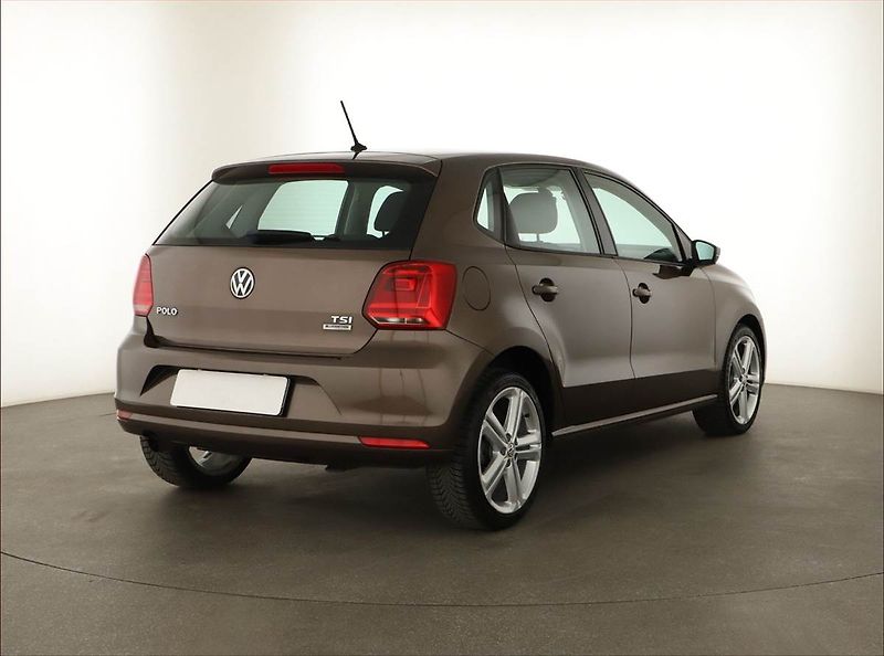 Volkswagen Polo (2015) 1.2 TSI - fotka 5 z 6