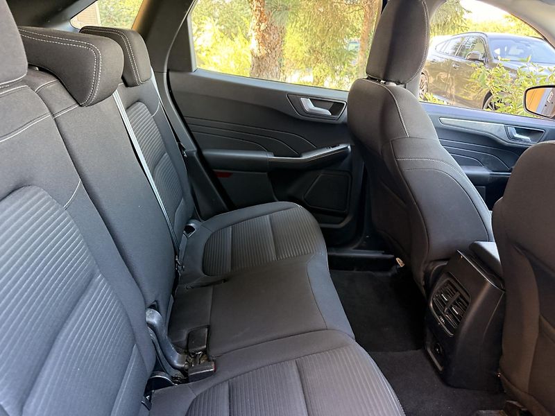 Ford Kuga (2023) 2.5 HYBRID, - fotka 16 z 22