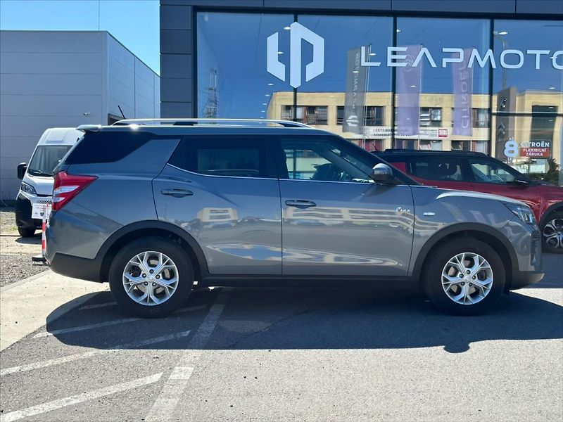 SsangYong Tivoli 1,5 TGDI  Grand manuál + Záruk - fotka 7 z 23