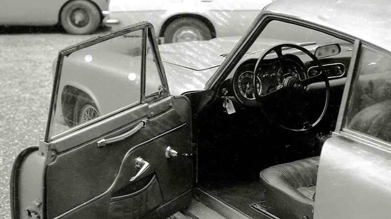 Jaguar XK140 s karoserií Michelotto.